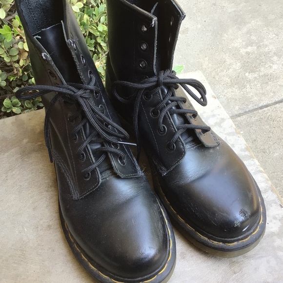 original style dr martens boots - Picture 1 of 8